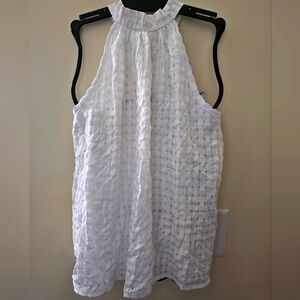 SLEEVELESS WHITE BLOUSE
